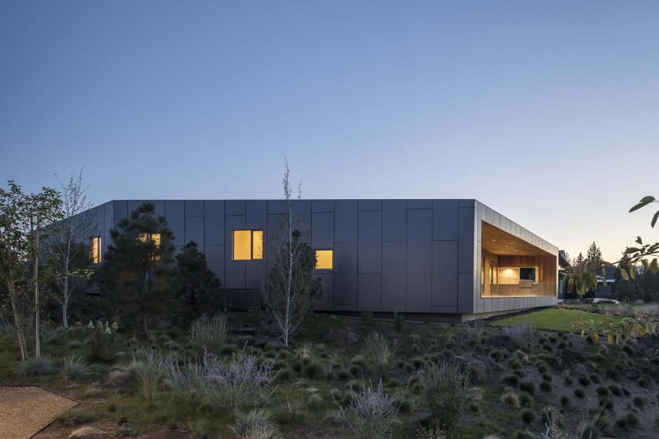 M2 HOUSE FRPO