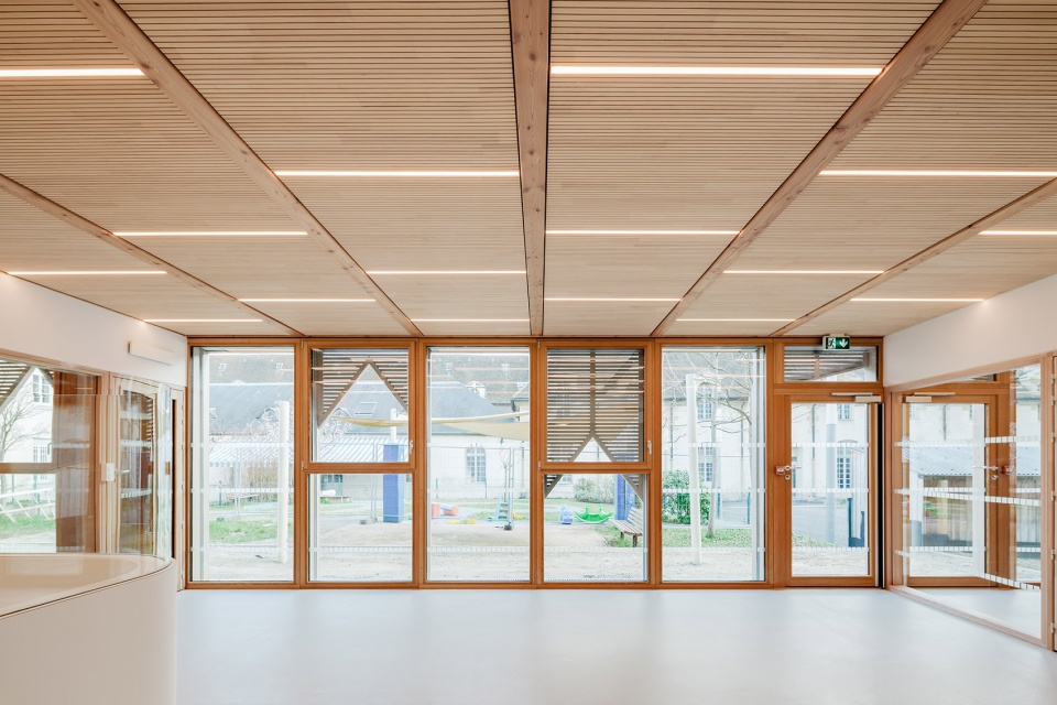Saint Louis kindergarten Janez Nguyen Architects