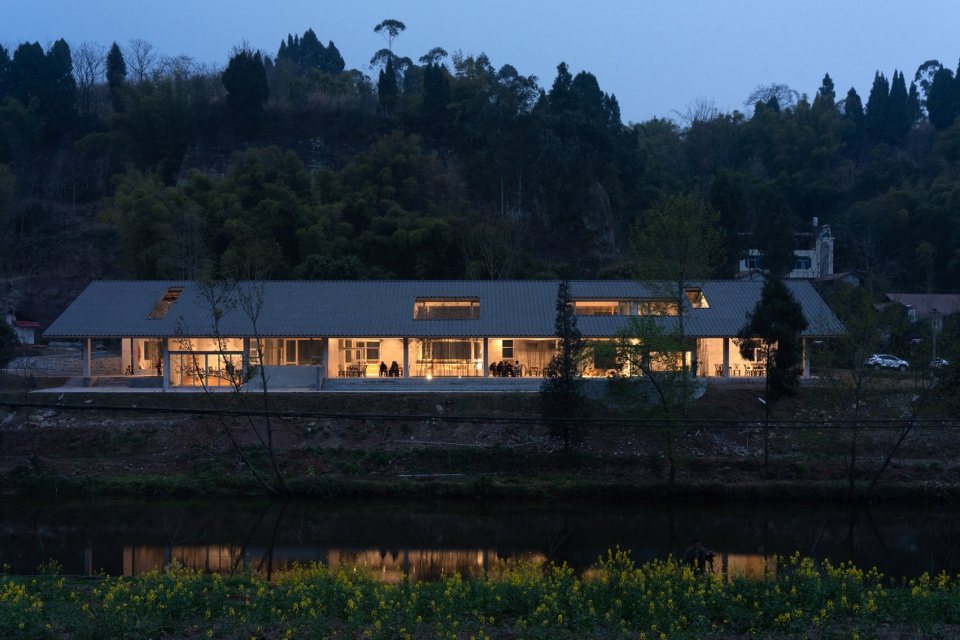 donglin town cultural center in leshan city by studio dali architects