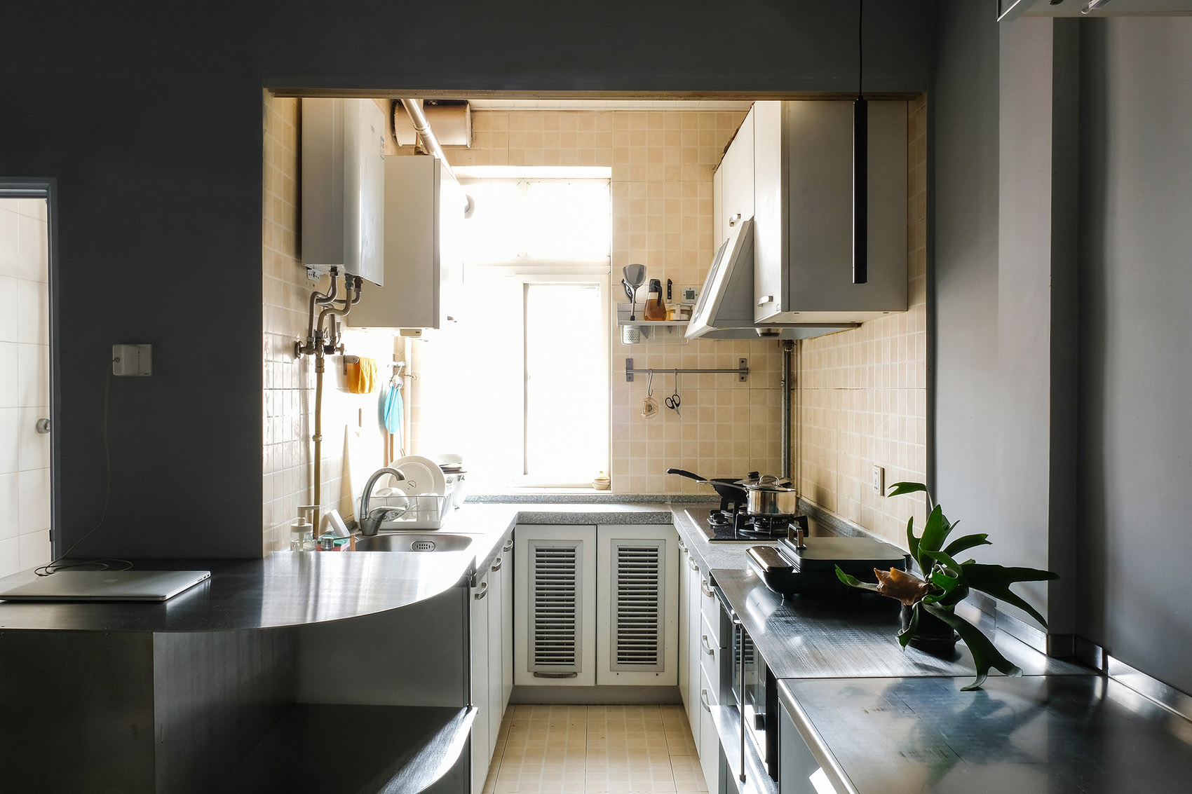 No.4 apartment interior refurbishment by Beyondtime Architects - 谷德设计网