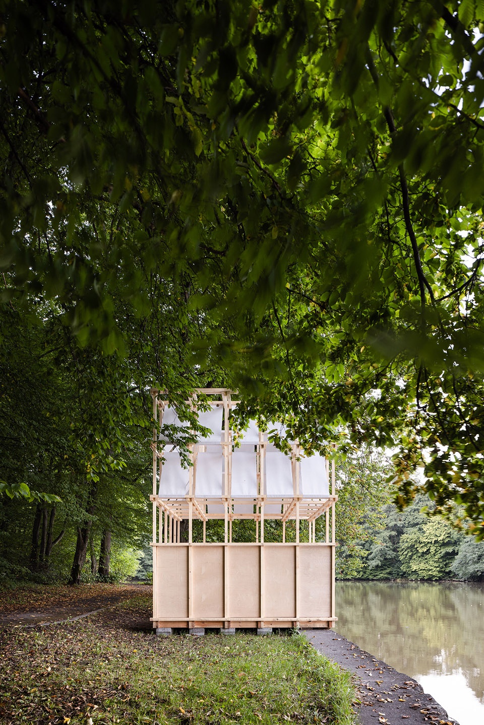 tea house pavilion by grau