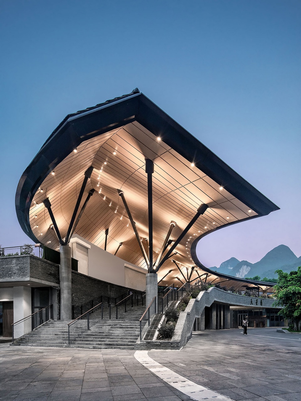 tourist center of huangguoshu scenic area by caupdaepatsc