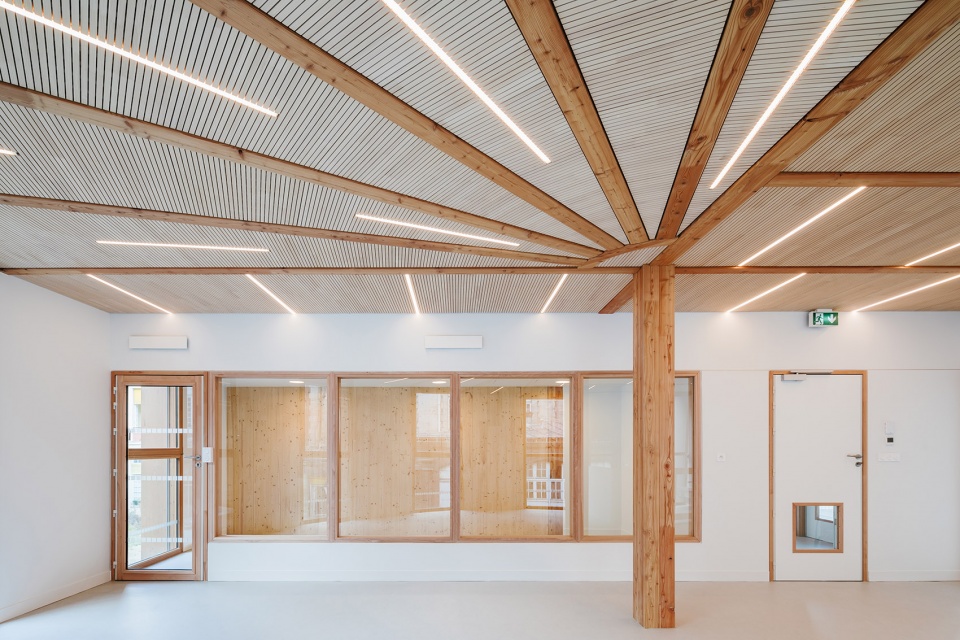 Saint Louis kindergarten Janez Nguyen Architects