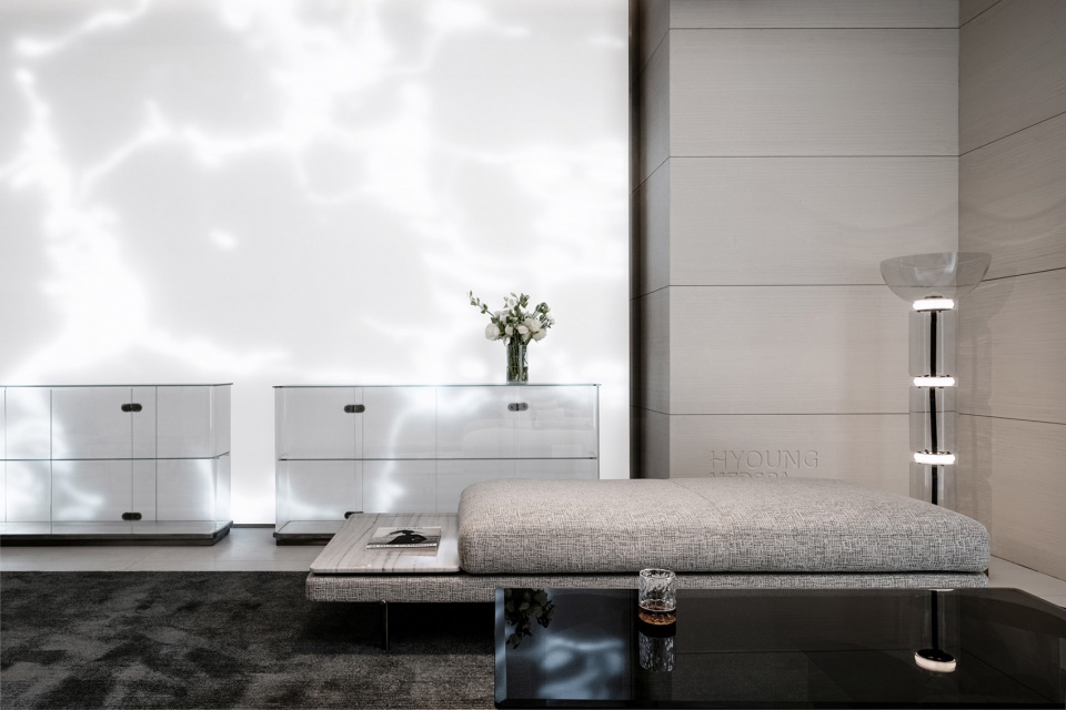 hyoung by jacky w design