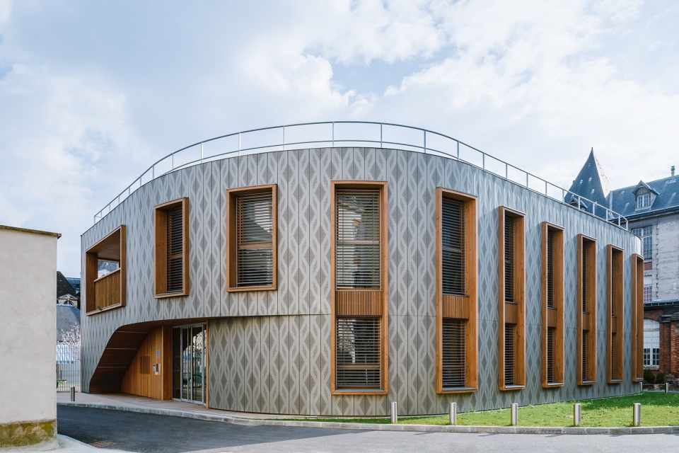 Saint Louis kindergarten Janez Nguyen Architects qaw