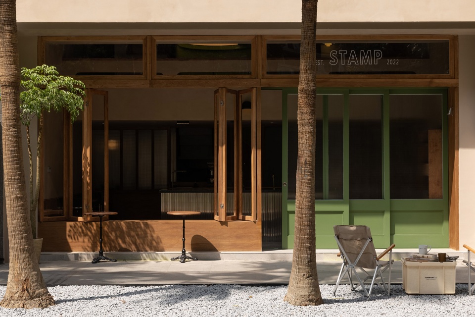 stamp cafe by wooom studio