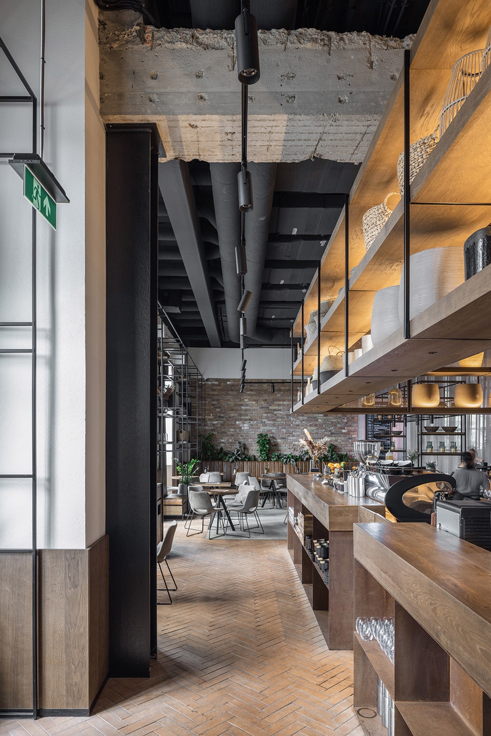 werk restaurant BEEF ARCHITEKTI