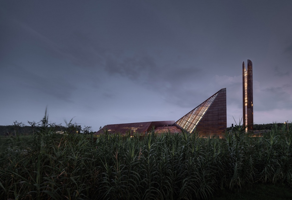 yangtze river crossing campaign memorial park by atelier zhou ling