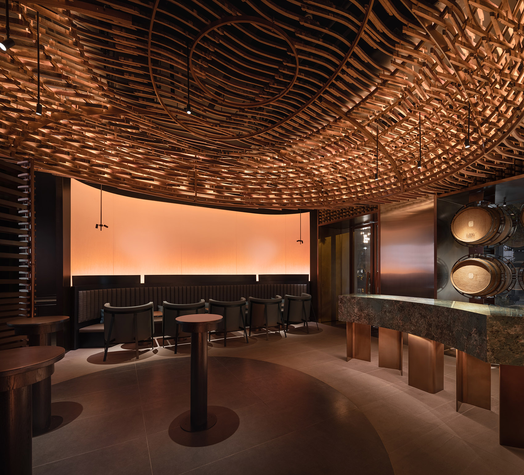 Laizhou Bar by RooMoo - 谷德设计网
