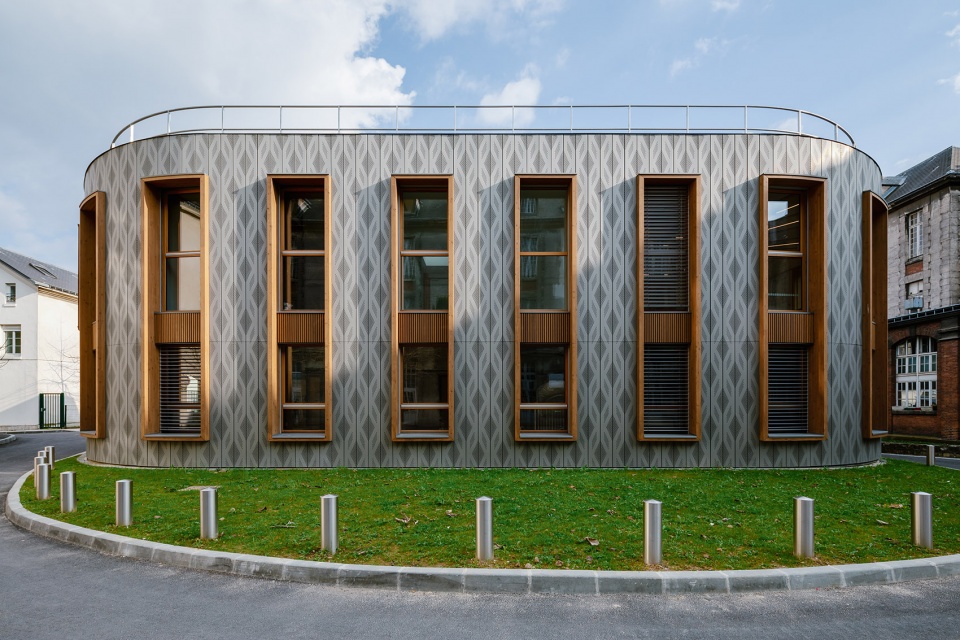 Saint Louis kindergarten Janez Nguyen Architects