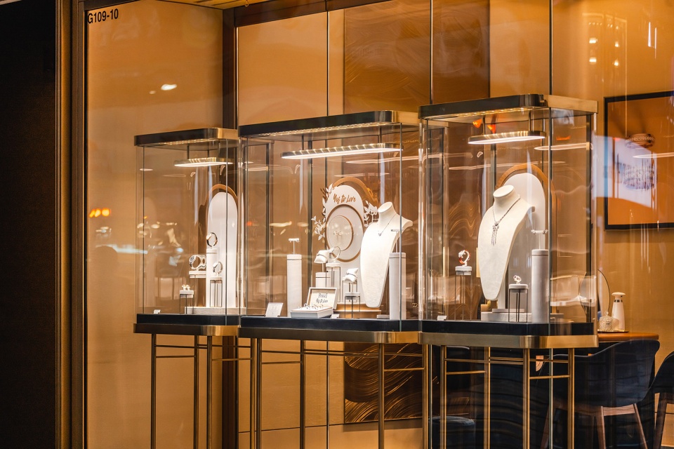 Craft and Monument Piaget Flagship Boutique China by Neri Hu Design and Research Office