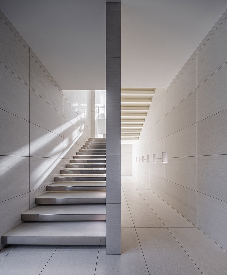 hyoung by jacky w design