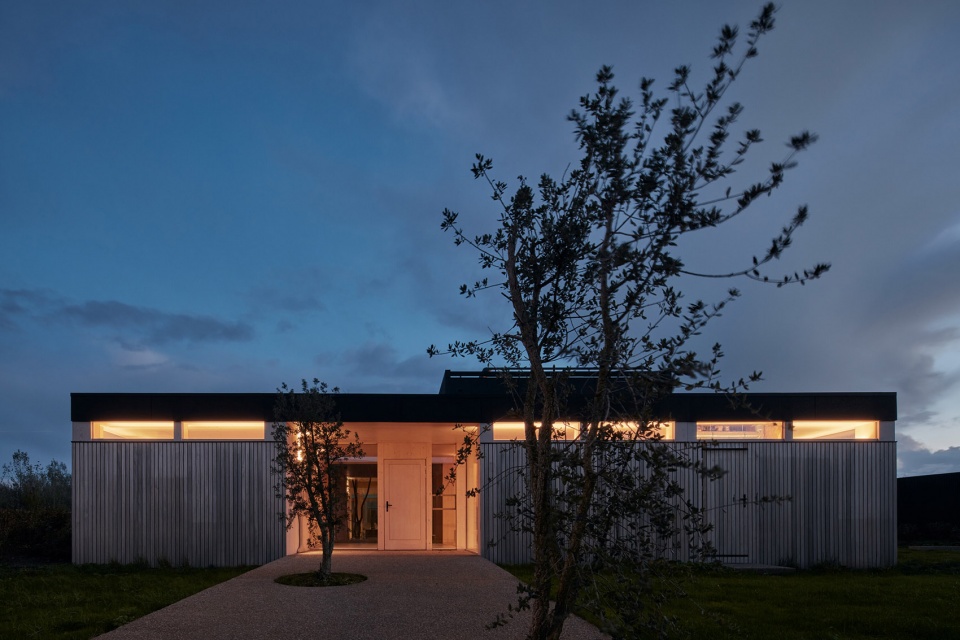 warm nest maggies centre by ark shelter archekta