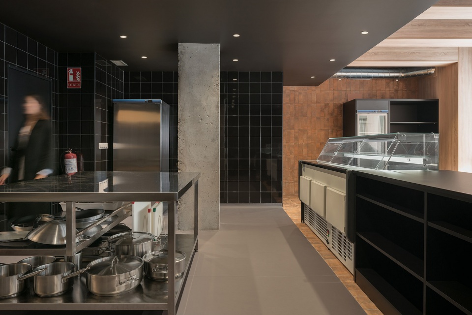 Homemade food to take away by Nan Arquitectos