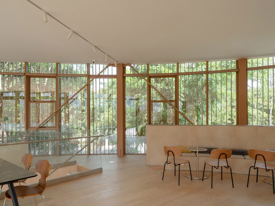Serpentine Bookhouse China by ATELIER XI