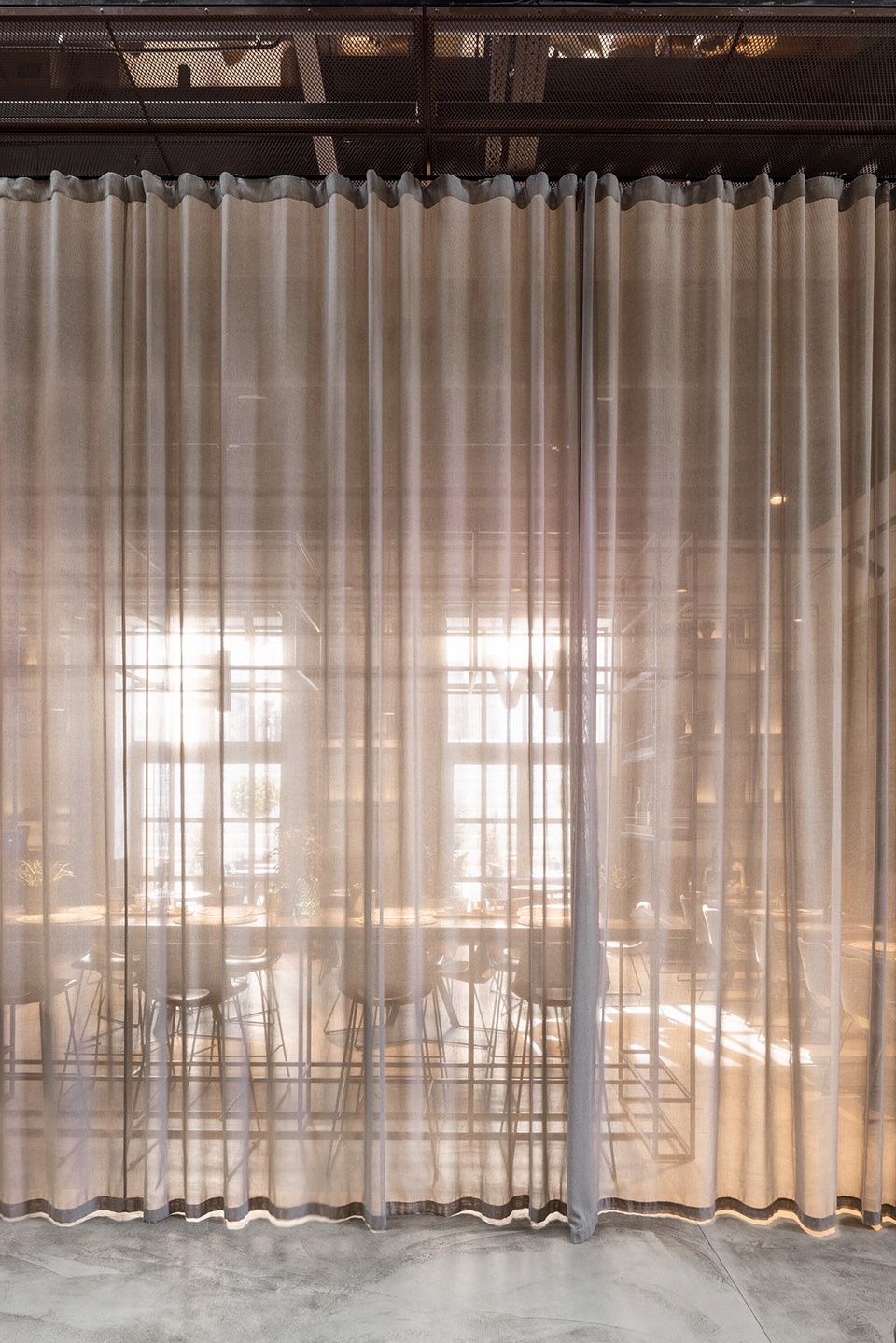 werk restaurant BEEF ARCHITEKTI