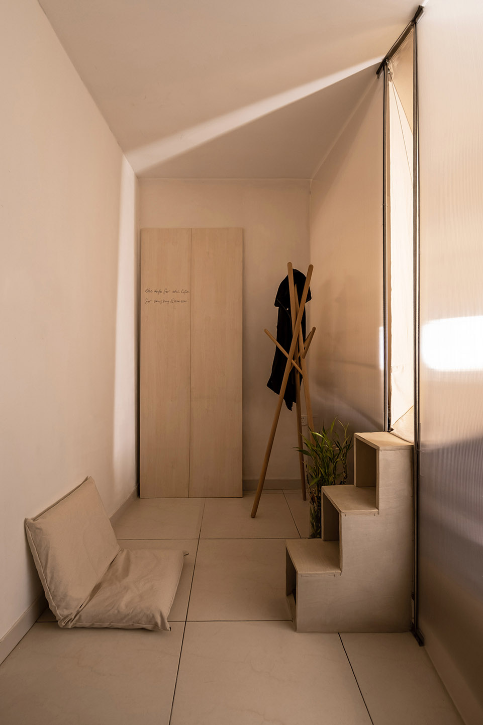 No.4 apartment interior refurbishment by Beyondtime Architects - 谷德设计网