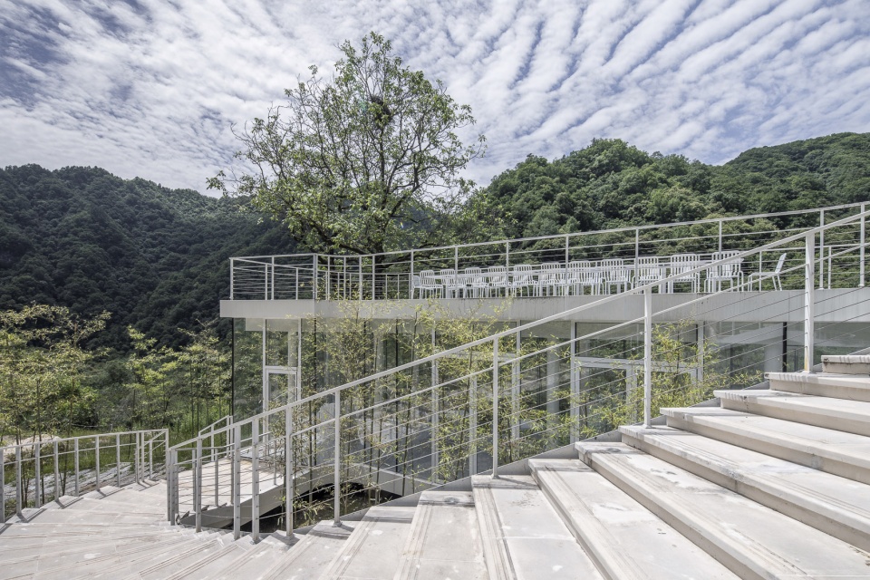 qinlin suji lone m hidden bookstore lone m cafe by studio qi architects