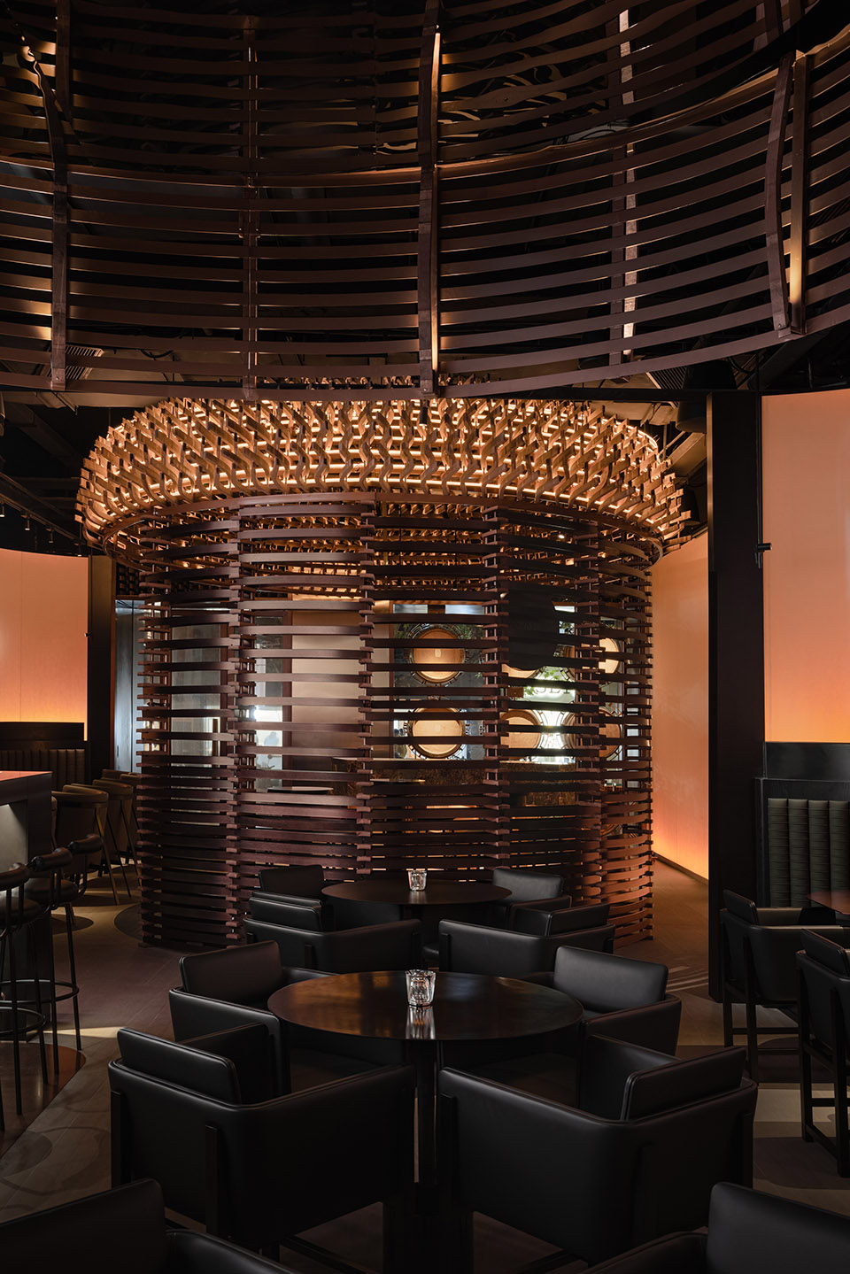 Laizhou Bar by RooMoo - 谷德设计网