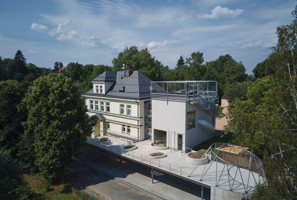 montessori kindergarten jablonec nad nisou by mjolk architekti projektovy atelier david