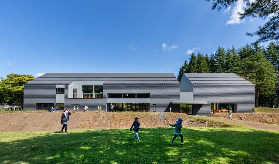 ub nursery by hibinosekkei youji no shiro kids design labo