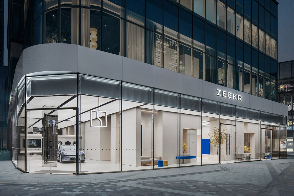 ZEEKR Center极氪中心 西安南湖金座店,陕西 / MOC DESIGN OFFICE