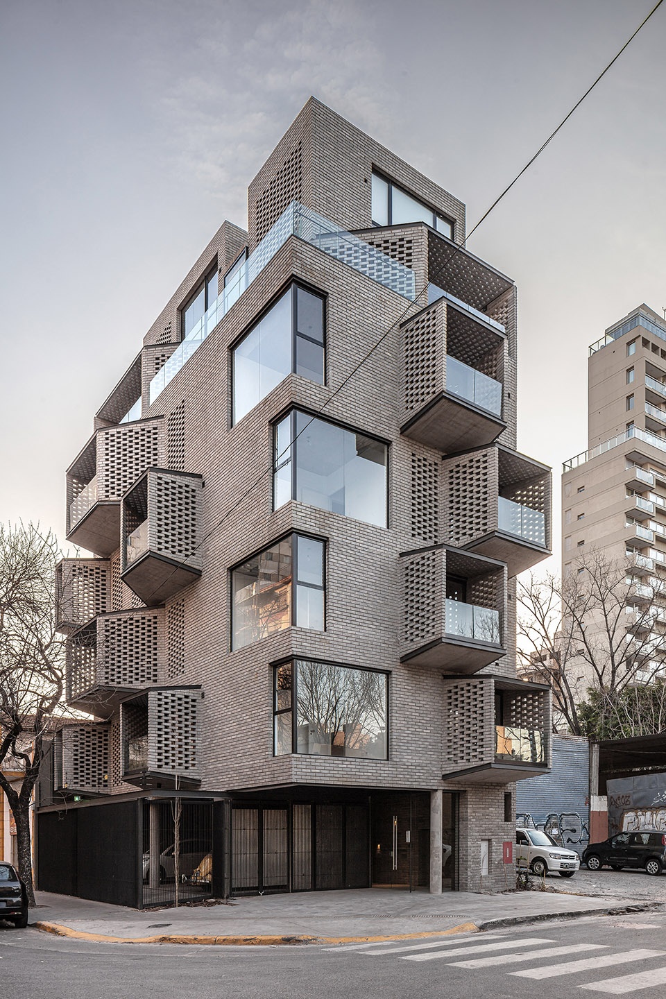 M 5606 by Arqtipo Arq Juan Pablo Negro