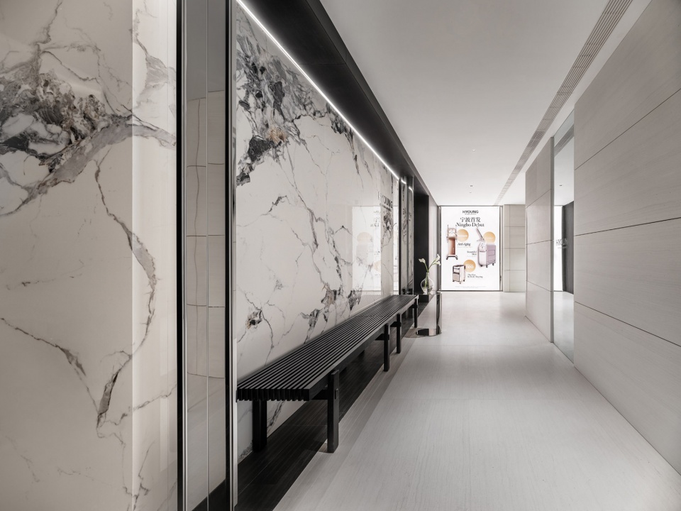 hyoung by jacky w design