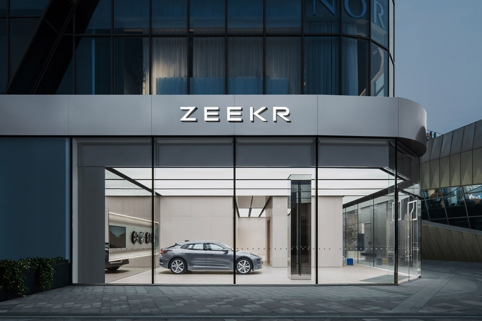 ZEEKR Center极氪中心 西安南湖金座店,陕西 / MOC DESIGN OFFICE