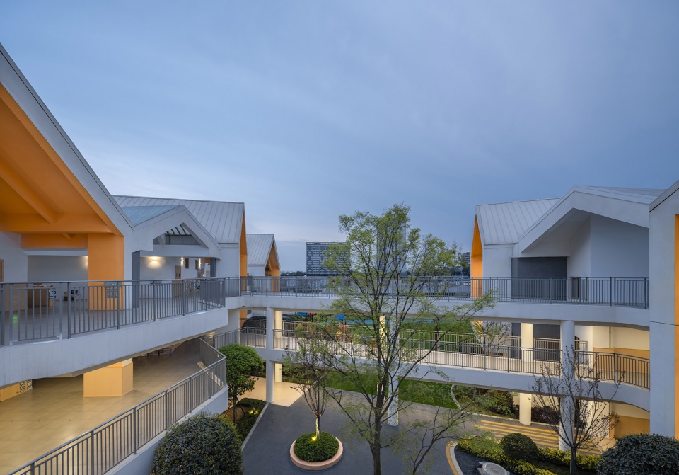 chengdu tianfu kindergarten by swi