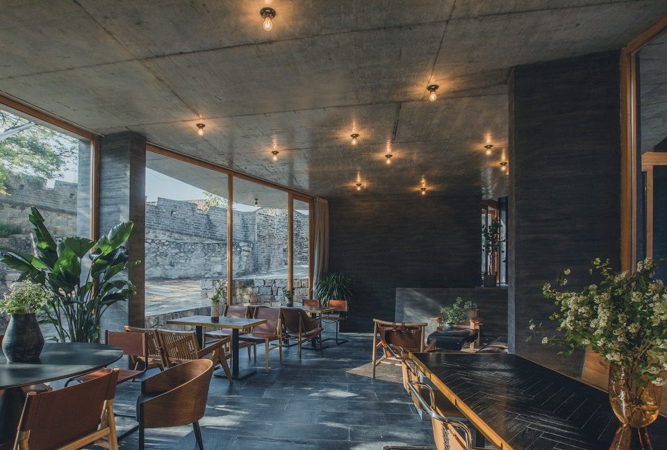 chaos is a ladder by dl atelier