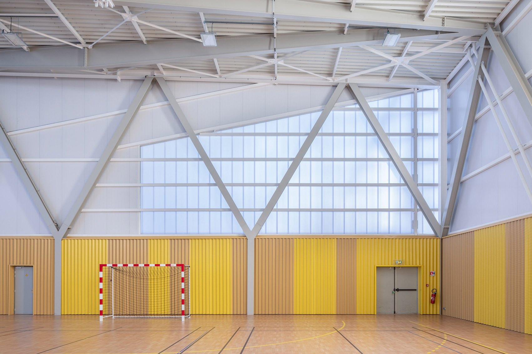 Renovation and extension of the Coum sports complex by ENO Architectes