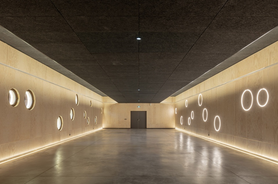 Chessy cultural centre by Opus 5 architectes