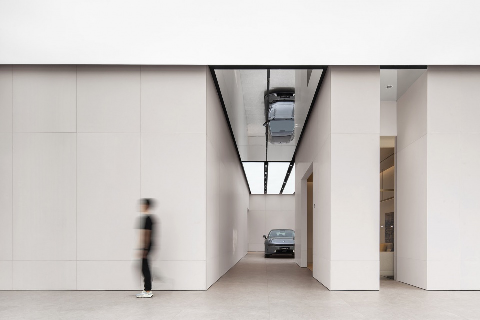 ZEEKR Center极氪中心 西安南湖金座店,陕西 / MOC DESIGN OFFICE