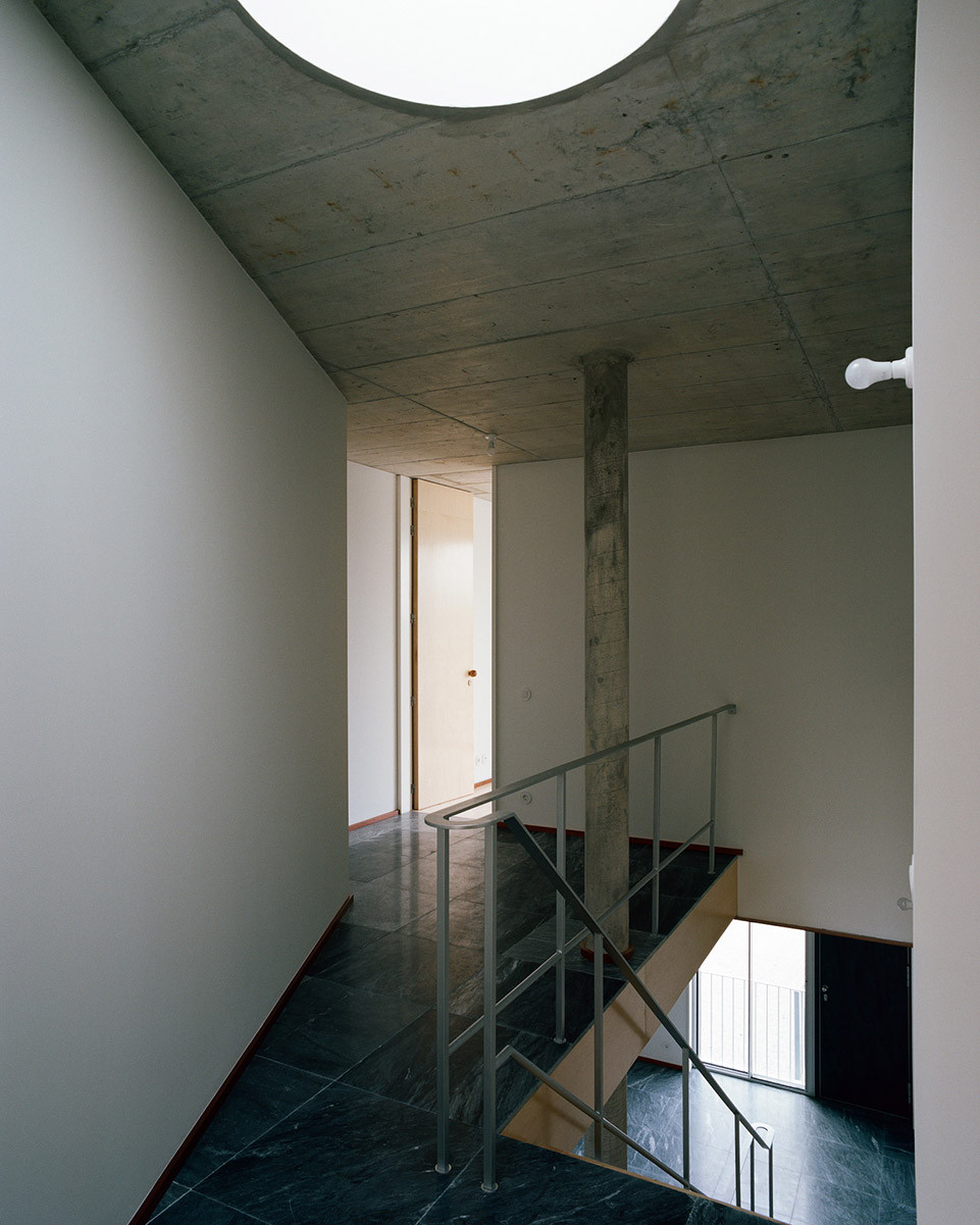 Houses of Cards by Fala Atelier 谷德设计网