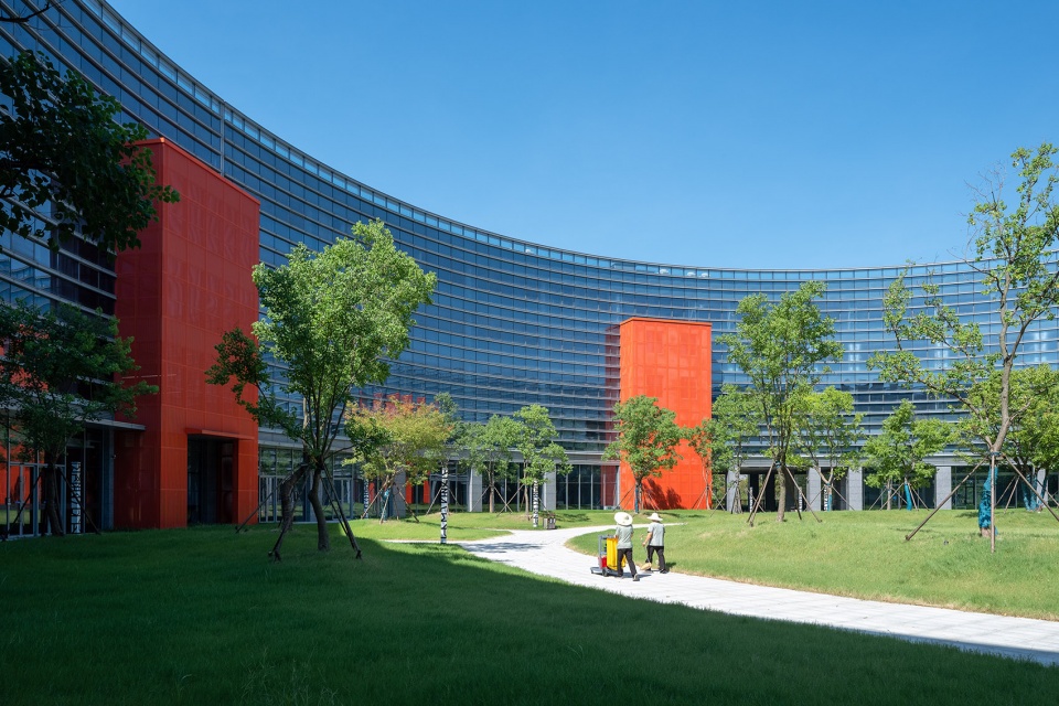 north office park of zhejiang university international campus in haining by la design