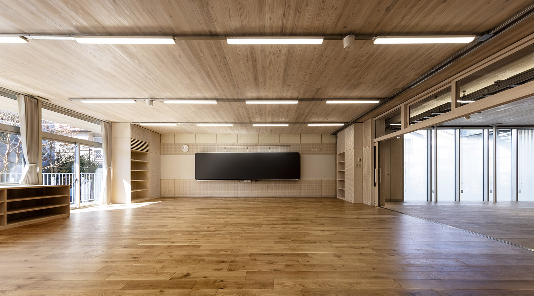 Showa Gakuin Elementary School West Wing by Nikken Sekkei Ltd 谷德设计网