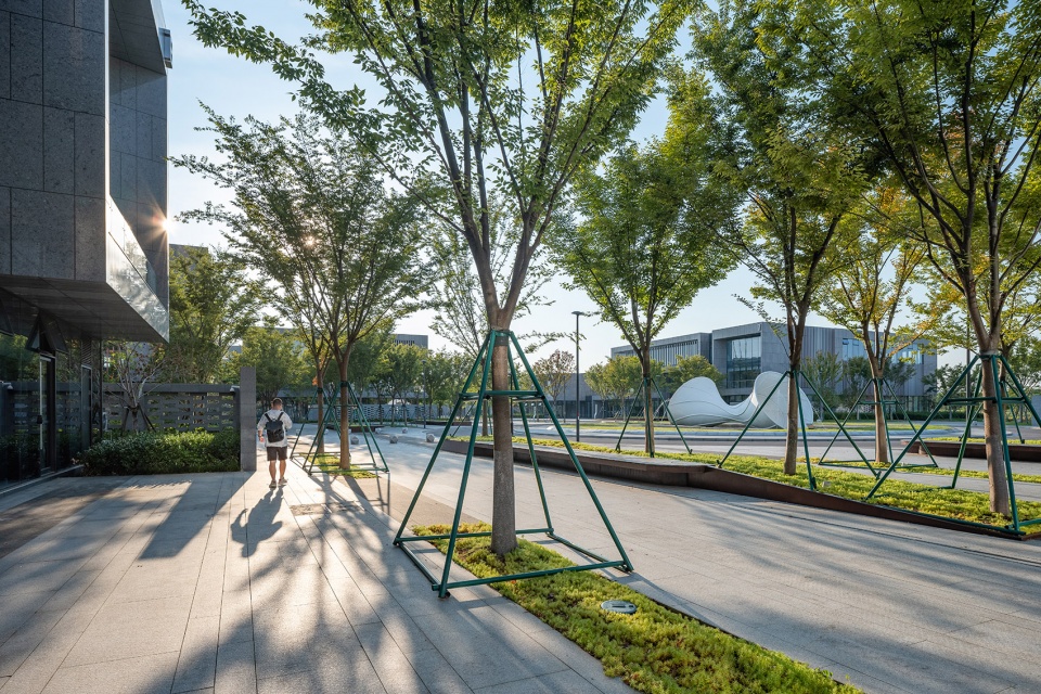 north office park of zhejiang university international campus in haining by la design
