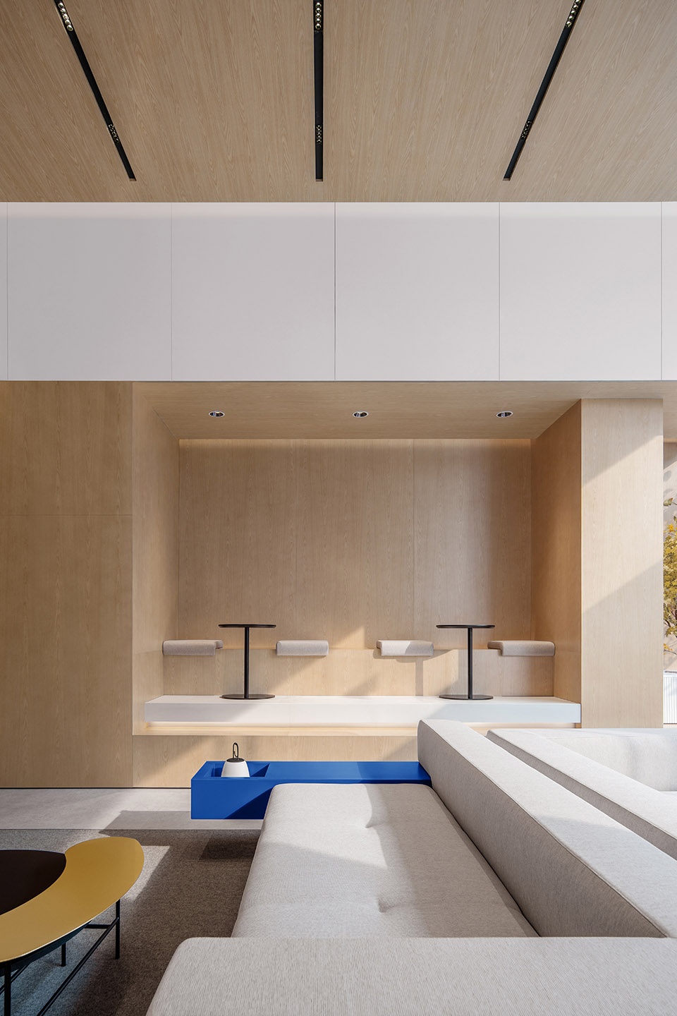 ZEEKR Center极氪中心 西安南湖金座店,陕西 / MOC DESIGN OFFICE