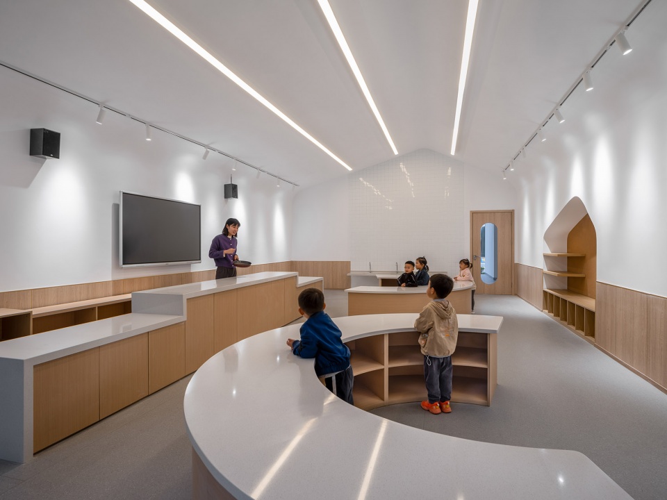 quzhou kecheng jiaogong kindergarten by lycs architecture