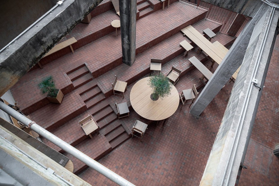 symbiotic urban furniture project by b l u e architecture studio