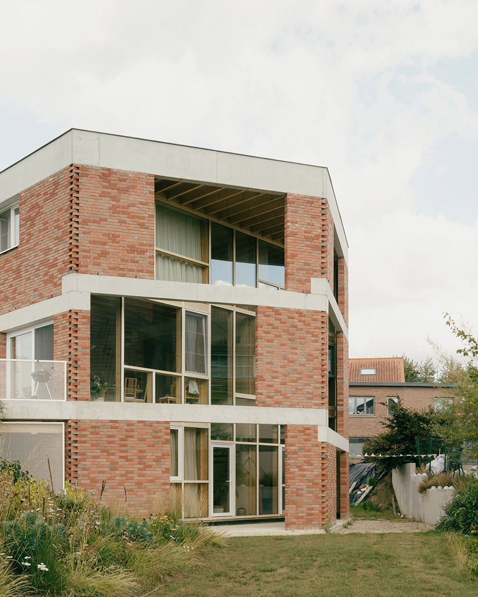 Jtb house by blaf architecten 