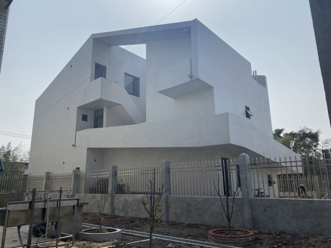 Architectural concretesuper weatherproof repair and protection process 42