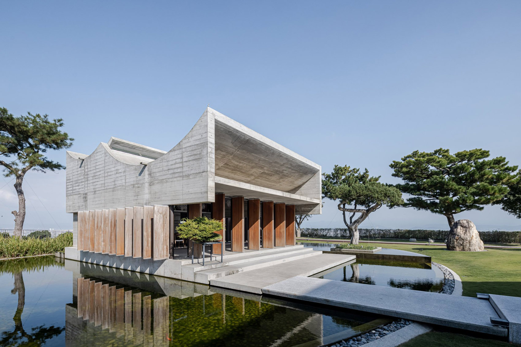 Watermoon Tea House by Behet Bondzio Lin Architekten 谷德设计网