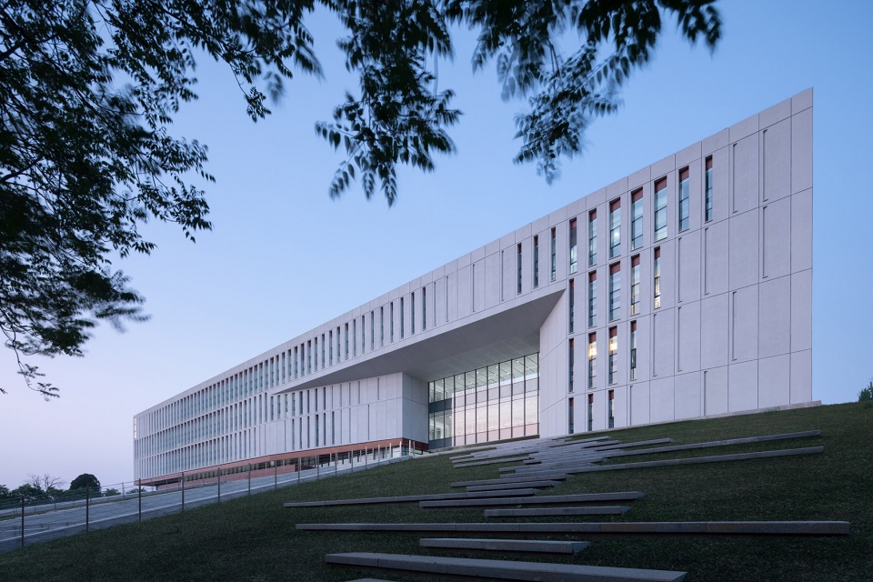 north campus librarynorthwest af university by tao zhi studio scut