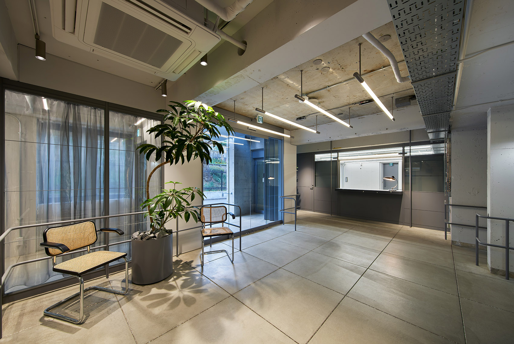 kuwasawa-design-school-new-educational-facility-by-moss