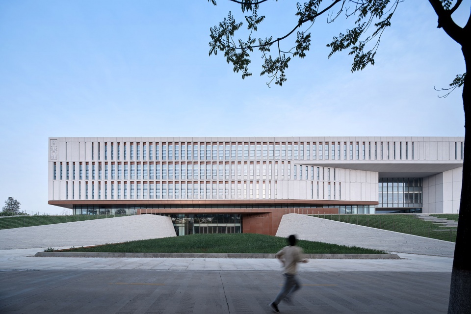 north campus librarynorthwest af university by tao zhi studio scut