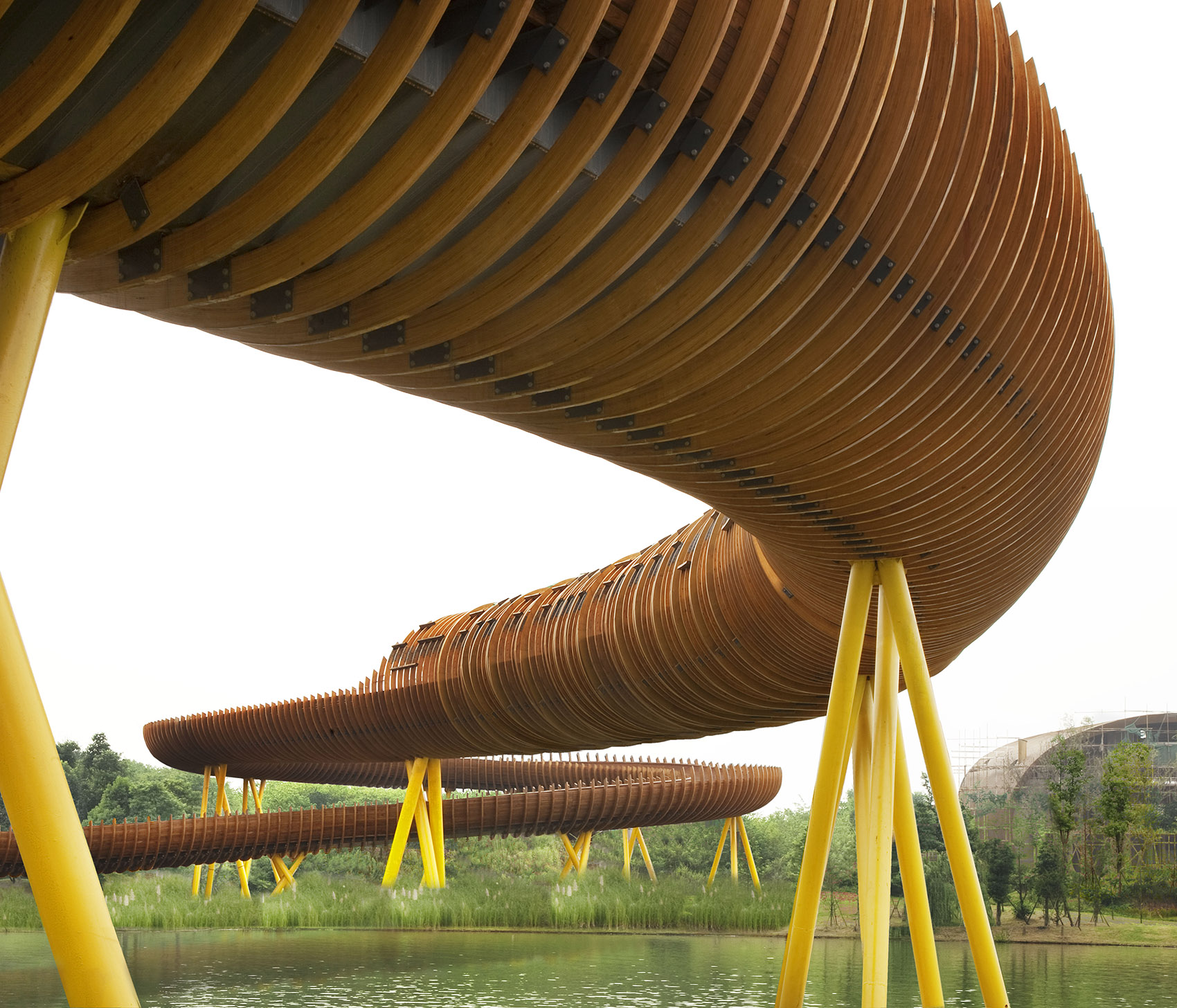 LUXELAKE PEDESTRIAN BRIDGE by LOOK Architects Pte Ltd 谷德设计网