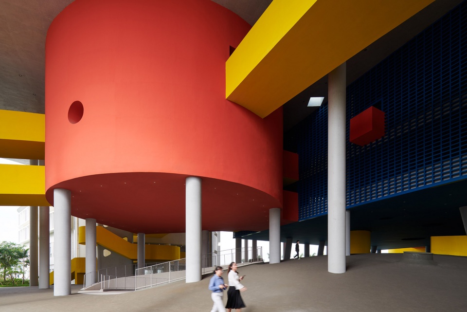 haikou jiangdong huandao experimental school by tao