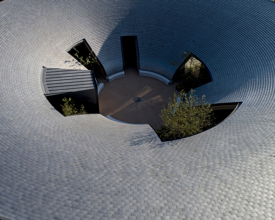 sky vessel house by nks2 architects